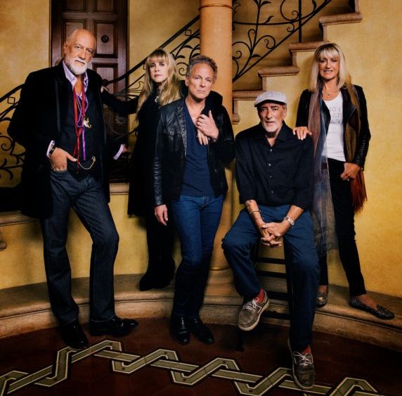 Lindsey Buckingham fired by Fleetwood Mac leading up to group’s ‘Farewell Tour’