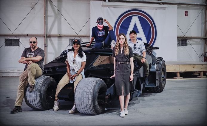 ‘Black Lightning’ and “Flash’ stars bring Batmobile Tumbler to USO forces in Kuwait
