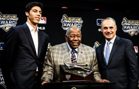 2019 Hank Aaron Award winners: Brewers’ Christian Yelich and Angels’ Mike Trout