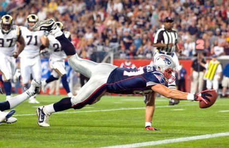 Ace News Today - All-Pro NFL tight end Rob Gronkowski to reunite with QB Tom Brady in Tampa Bay