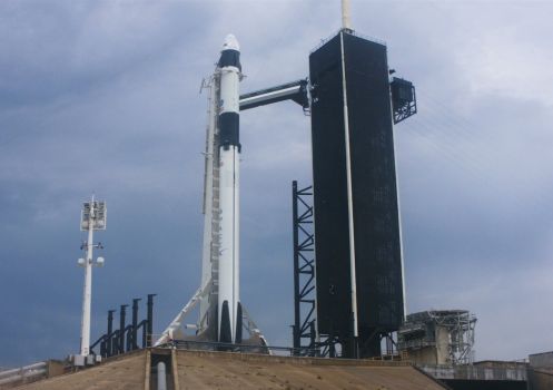 Ace News Today - The SpaceX Falcon 9 and Crew Dragon spacecraft stand on Launch Complex 39A on May 27, 2020. Image credit: NASA TV