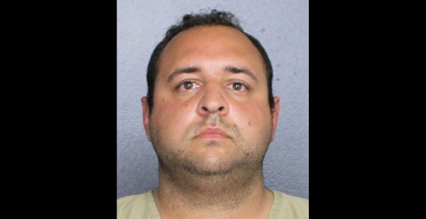 Florida cop arrested for conducting on-line sex chats with minor female