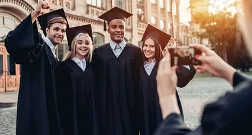 Ace News Today - Recent college grads seeing uptick in salaries and outcomes
