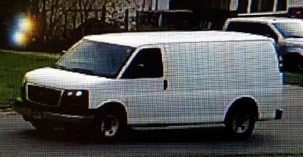 Ace News Today - Baltimore County Police warn of gun wielding man trying to lure kids into his van 
