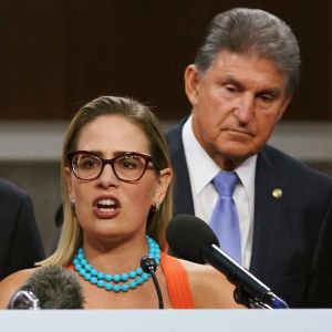 Ace News Today - Kyrsten Sinema: Big money donors threaten to cut her off for not supporting voting rights 