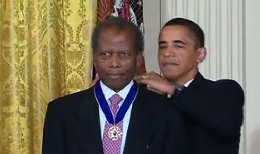 Ace News Today - Sidney Poitier (1927-2022) considered one of the greatest actors of our time