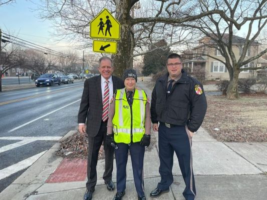 Ace News Today - Hero cop saves child from vehicle speeding through school crossing (Video)