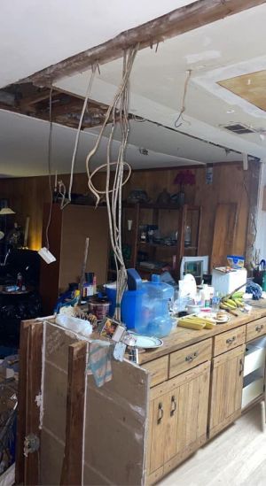 Ace News Today - DeBary drug raid: 14 people squatting in uninhabitable domicile, six arrested, house boarded up