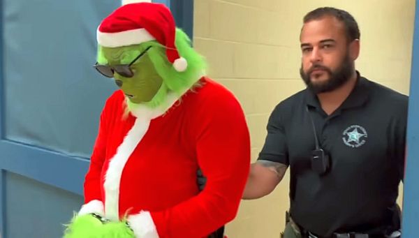 Indian River County first responders save Santa Claus, arrests the Grinch