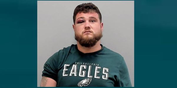 Philly fan goes berserk in Florida following Super Bowl loss, breaks into fire house, throws cleaver at firefighter