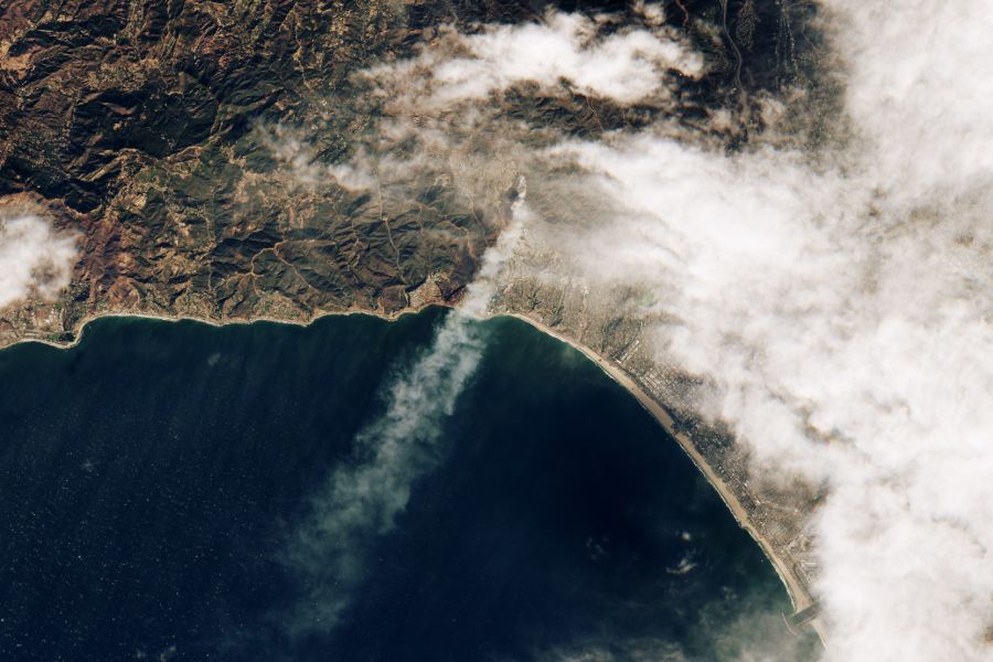 Ace News Today - California Wildfire images taken from outer space