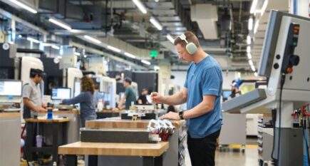 Apple announces plans to spend over $500 Billion in the U.S. over the next four years