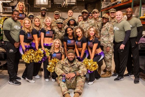 Baltimore Ravens Cheerleaders honor Veterans at Baltimore VA Medical Center