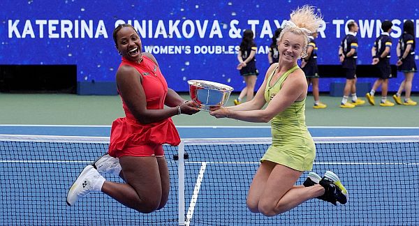 Taylor Townsend and Katerina Siniakova complete historic career slam win with dramatic US Open victory
