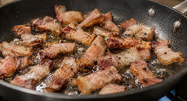 USDA recalls more than 1,500 pounds of pork over Listeria risk