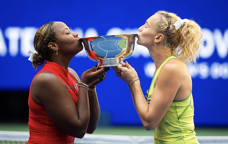 Ace News Today: Taylor Townsend and Katerina Siniakova complete historic career slam win with dramatic US Open victory. Image credit: X